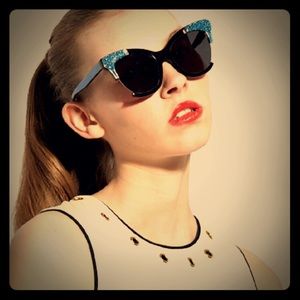 Vow Blaize Sunglasses